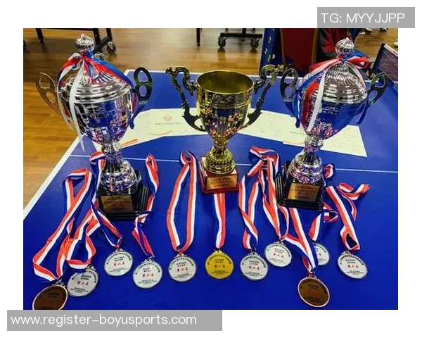 赛后复盘南京乒乓球队与武汉乒乓球队速度对比分析与战术探讨 赛后复盘南京乒乓球队与武汉乒乓球队速度对比分析与战术探讨